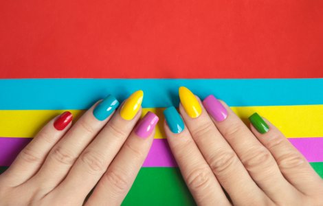  Top  6 lucruri surprinzătoare pe care le poate dezvălui forma unghiei tale despre tine