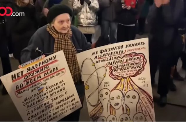 VIDEO O femeie de 77 ani de ani, arestată &icirc;n Rusia pentru că protesta &icirc;mpotriva războiului