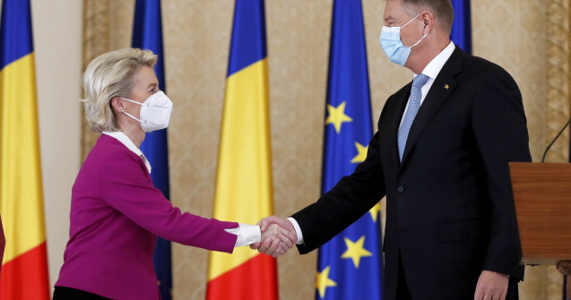 Klaus Iohannis: Dependenţa Uniunii Europene de gazul rusesc trebuie să înceteze