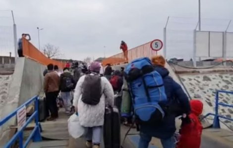 Bani mai mulți pentru refugiați. Cât oferă statul român fiecărui solicitant de azil