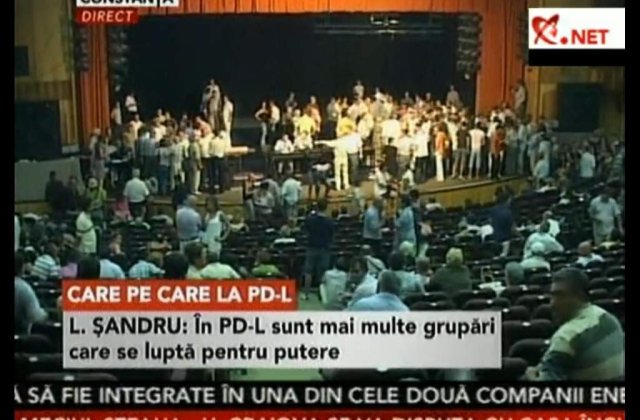 [VIDEO]: "Bataie cu apa si cola" la sedinta PDL Constanta pentru stabilirea noii conduceri