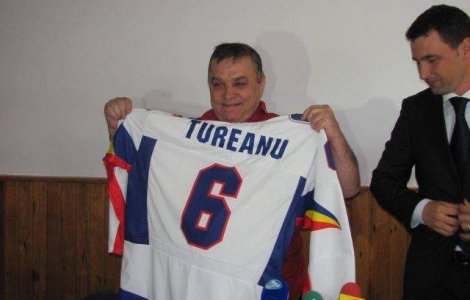 Doiu in lumea sportului! Un hocheist celebru a murit!