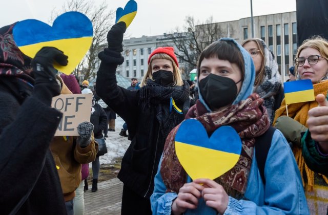 O t&acirc;nără din Ucraina face mărturisiri cutremurătoare: &bdquo;Mama, aflată la Moscova, nu mă crede&rdquo;
