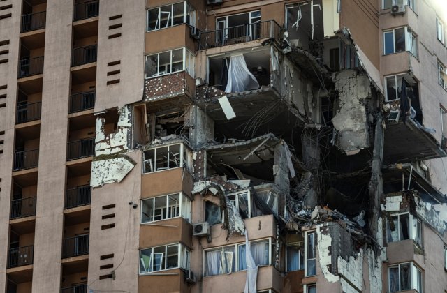 Primarul din Mariupol: „Nu putem ieși să recuperăm cadavrele. Orașul nu mai există”