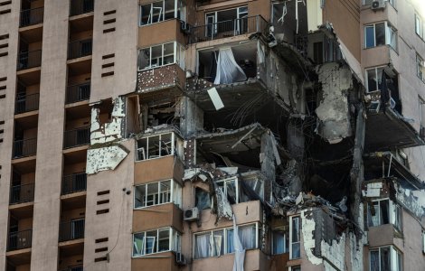 Primarul din Mariupol: „Nu putem ieși să recuperăm cadavrele. Orașul nu mai există”