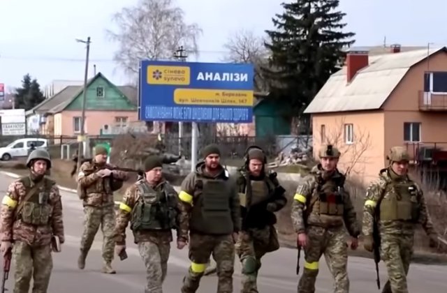  (Presa) Washingtonul, acuzații către Moscova: Recrutează sirieni ca să lupte în Ucraina  