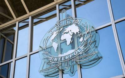 Mai multe state din Occident...