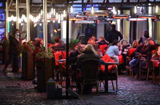 România iese din starea de alertă. Lista restricțiilor și a măsurilor anti-Covid care dispar de miercuri