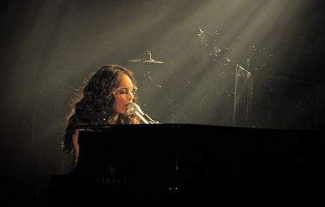 Alicia Keys s-a casatorit