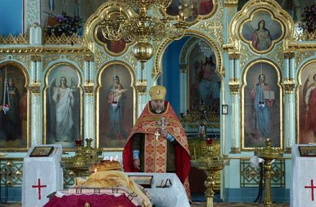 Un preot a ajuns la spital dupa ce a fost batut de sotia sa