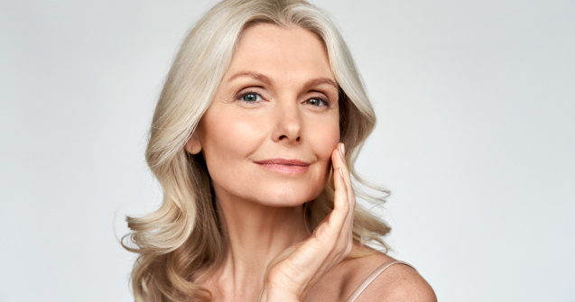  Top  TREI ingrediente esențiale pentru îngrijirea tenului matur