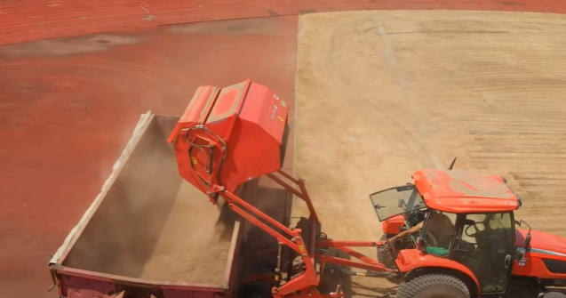 Săpături de amploare pe un stadion din București, după o acuzație șocantă la adresa unui fost șef din Poliție