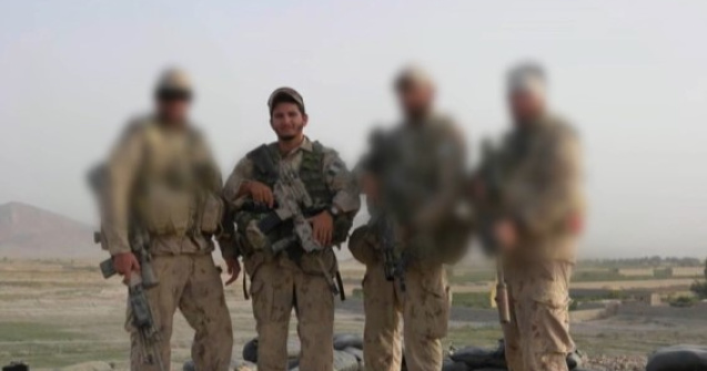 Lupta sub un steag străin. Lunetistul canadian Wali, care a înfruntat gruparea ISIS, îi vânează acum pe ruși