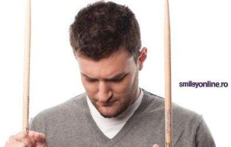  Video  Smiley sustine "Let`s Do It, Romania!"