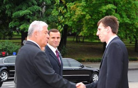 Comunistii moldoveni: Proteste in masa sau dizolvarea Parlamentului