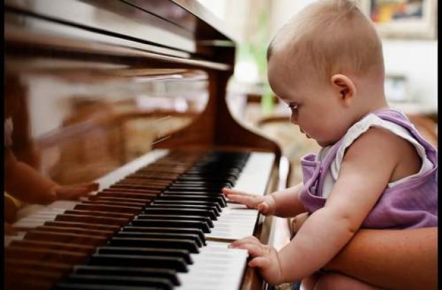 Un pian la care a cantat Mozart, scos la licitatie in Germania