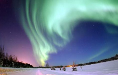 Aurora boreala a putut fi observata miercuri noapte