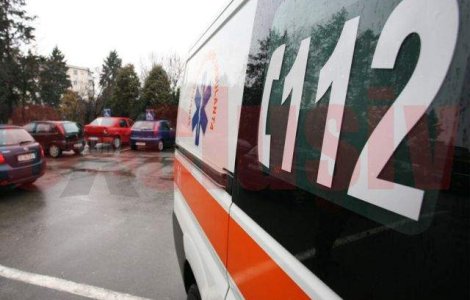 Copil in stare grava la spital dupa ce a fost muscat de fata caini