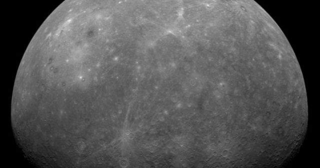 Descoperire surprinzatoare: Planeta Mercur se micsoreaza