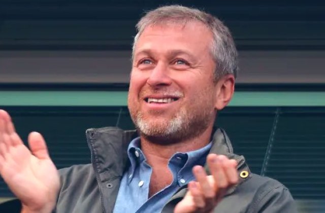 Guvernul Marii Britanii a decis să înghețe averea mai multor oligarhi ruși, printre care și Roman Abramovici