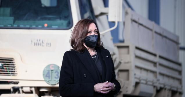 Mesajul vicepreşedintelui SUA, Kamala Harris, pentru români: Vom apăra fiecare centimetru din teritoriul NATO