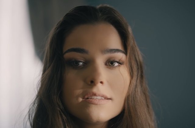 Theo Rose vrea să se mute în Dubai!? Anunțul pe care vedeta l-a făcut pe Instagram: „Viața ca în rai”