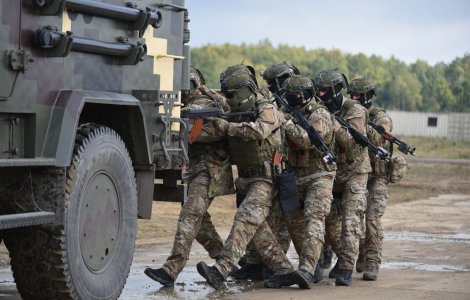 Rusia amenință că va ataca transportul cu ajutor militar străin din Ucraina