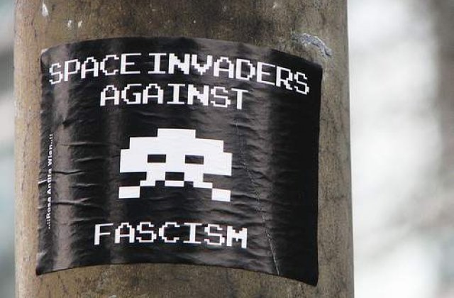 Harghita: Trei tineri urmariti penal pentru fascism