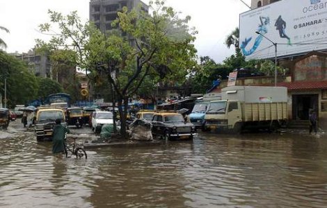 Peste 2.000 de victime in China, in urma inundatiilor