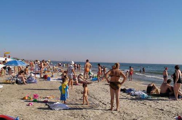 Numar record de turisti pe litoral