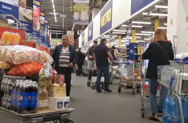 Nouă isterie! Stocurile de ulei și făină aduc panică și risipă alimentară. Reacția ANPC 