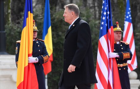 Iohannis a semnat decretele de eliberare din funcţie a trei magistraţi care se pensionează