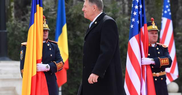 Iohannis a semnat decretele de eliberare din funcţie a trei magistraţi care se pensionează