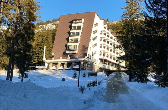 Hotelul Peștera din Staţiunea Padina-Peştera angajează refugiaţi ucraineni