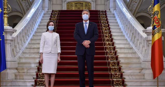 Klaus Iohannis va efectua miercuri o vizită la Chișinău
