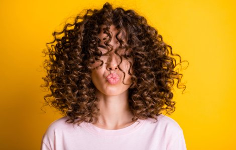  Top  Cum să îngrijești corect părul creț