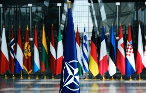 Întâlnire NATO pentru consolidarea apărării pe flancul estic