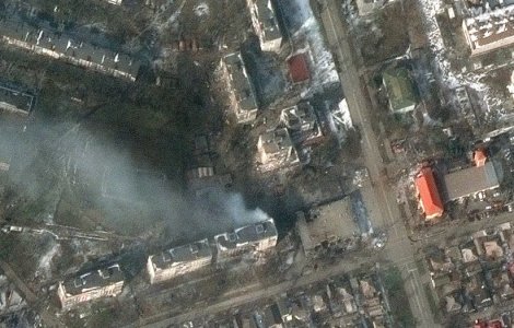 Noi atacuri ruse la Kiev. Un bloc de 12 etaje a fost pus la pământ