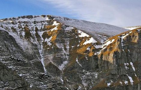 Doi turisti au cazut intr-o rapa in Bucegi