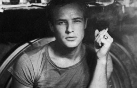 Lupta pe ramasitele lui Marlon Brando