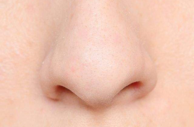 Fiinta umana poate distinge peste 1000 de MILIARDE de mirosuri diferite