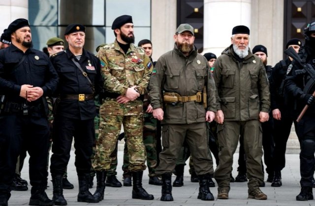 Strategia Rusiei. De ce a înrolat luptători ceceni și mercenari arabi pentru războiul din Ucraina 