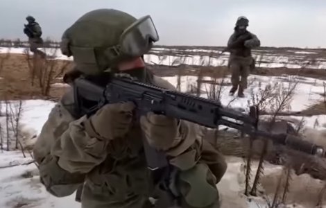 Rusia reiterează avertismentul către Occident: Țările care trimit arme Ucrainei își creează singure „probleme directe”