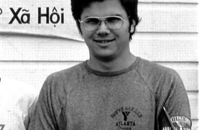 Asasinul lui Lennon ar putea fi eliberat