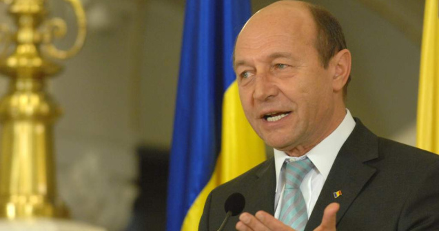 Basescu, intrigat de politicianul suparat ca i s-a taiat salariul