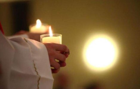 Doi romani au murit intr-un accident de masina in Italia