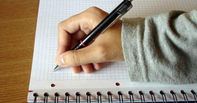 Huawei va oferi studentilor romani burse de studiu in China