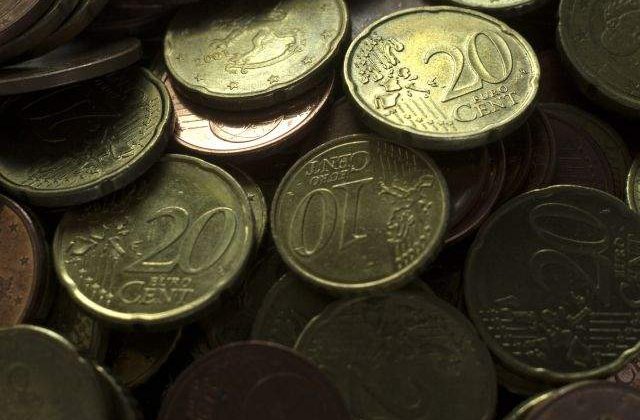 Van Rompuy: Euro este PREA puternic in raport cu alte monede