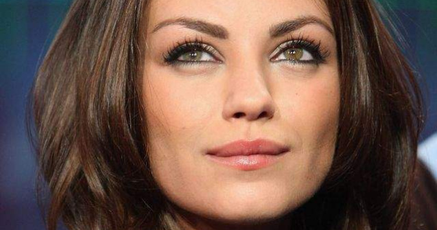 Mila Kunis este insarcinata