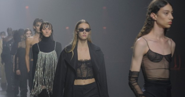 Coafuri văzute la Milano Fashion Week 2022